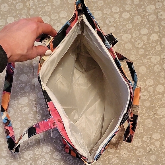 NEW Fancy Stylish Ladies on a Colorful Tote Bag, Beach or Travel! - Picture 8 of 13